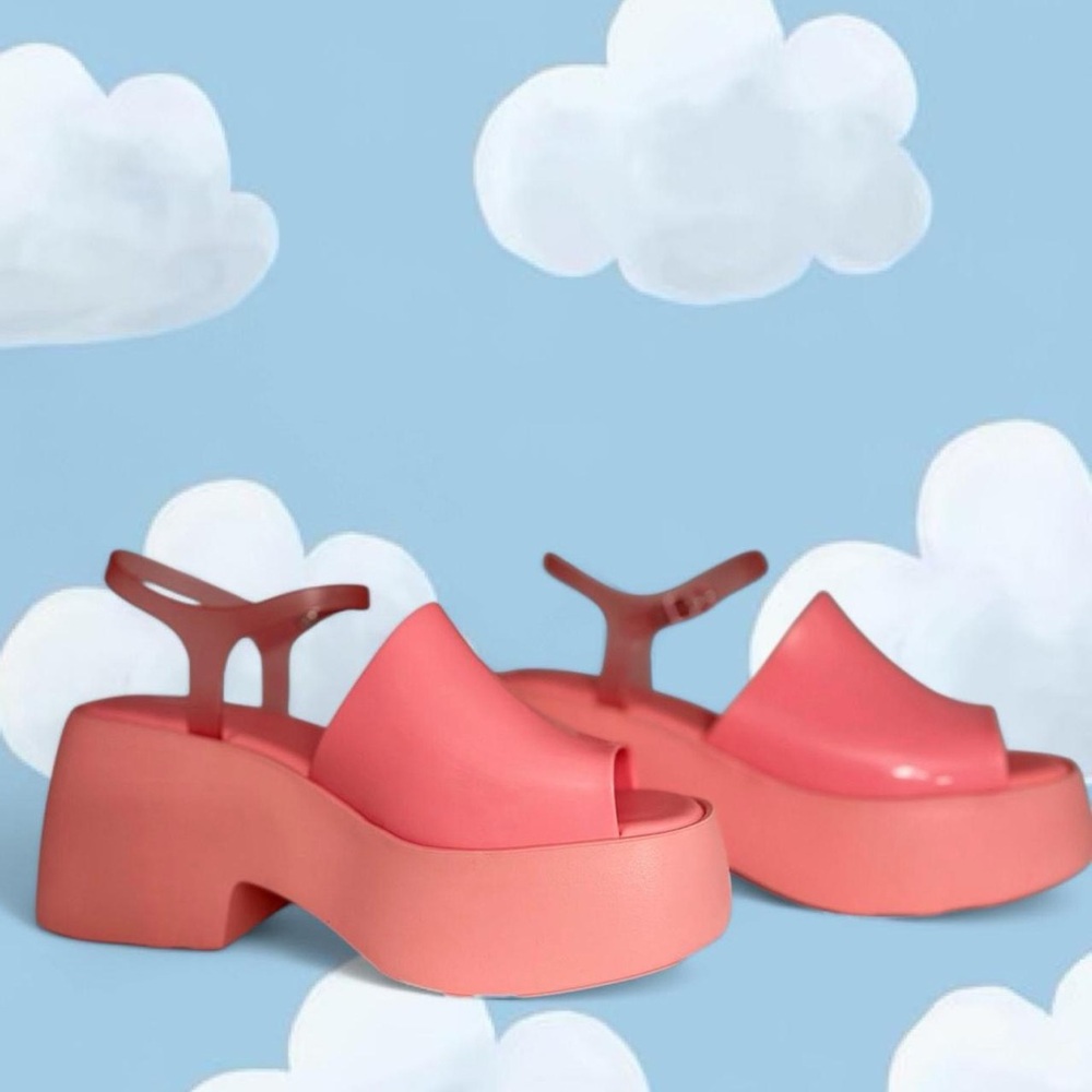 Melissa Pink Platform Jelly Sandals
